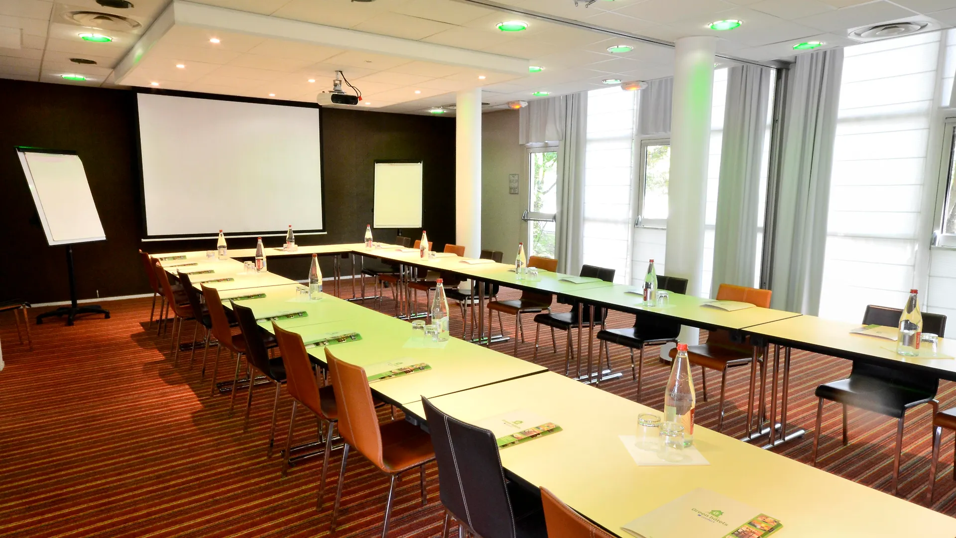Greenhotels Roissy Parc Des Expositions Tremblay-en-France 3*,